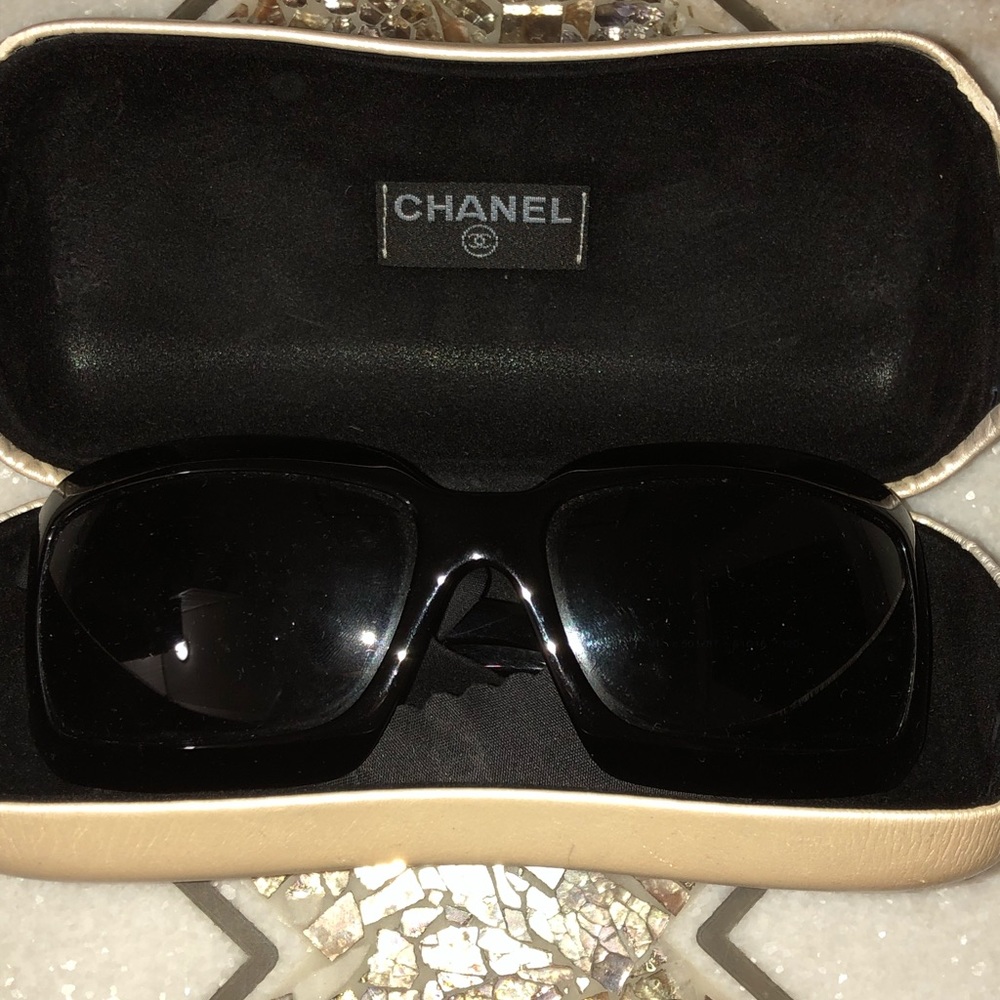 Chanel Sunglasses - Picture 3 of 7